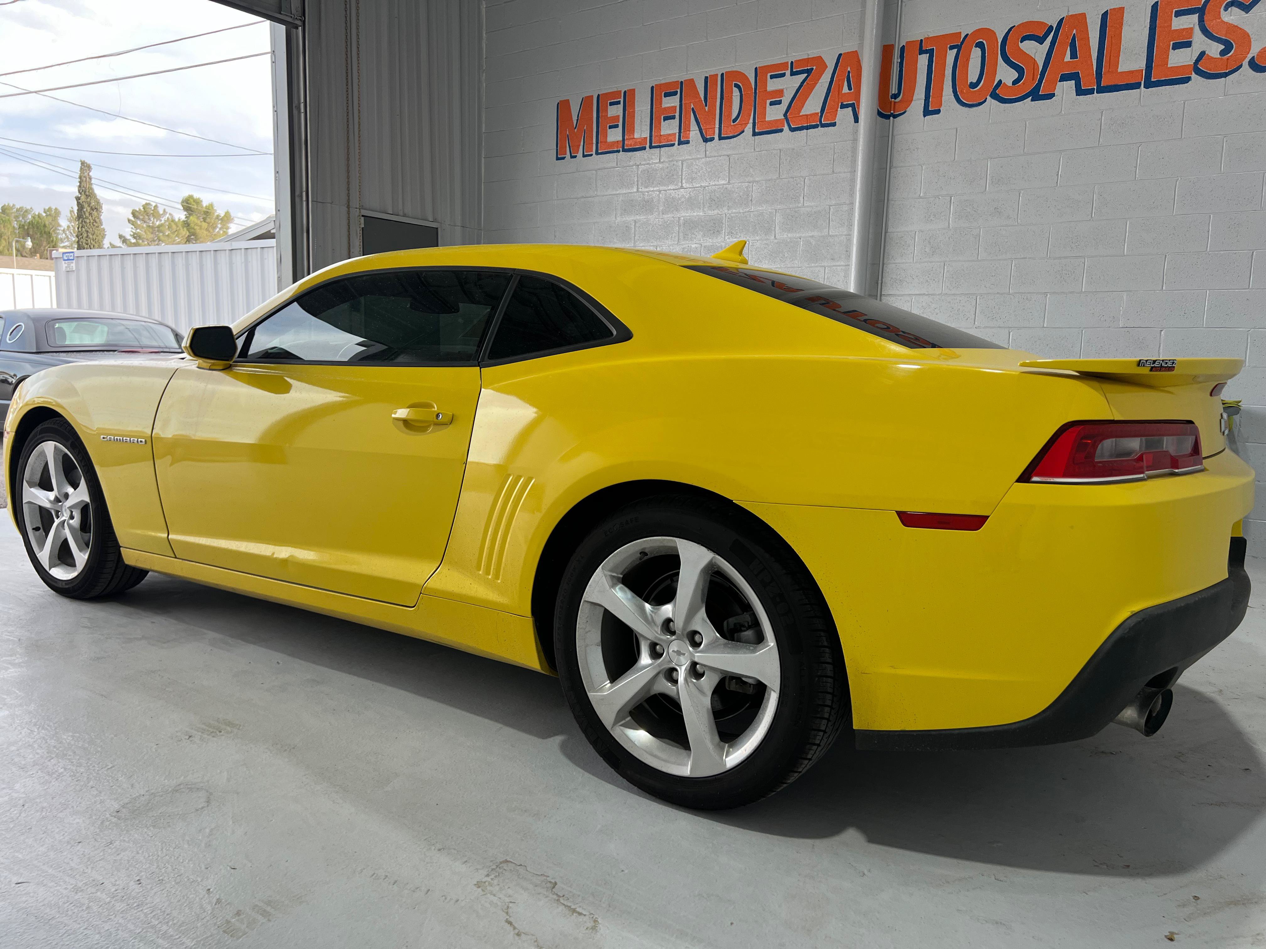 Used 2015 Chevrolet Camaro LT w/ RS Package RWD image 3
