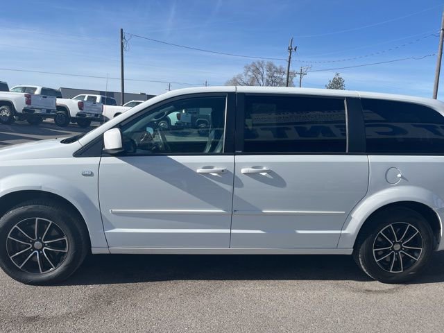 Used 2014 Dodge Grand Caravan SXT image 9