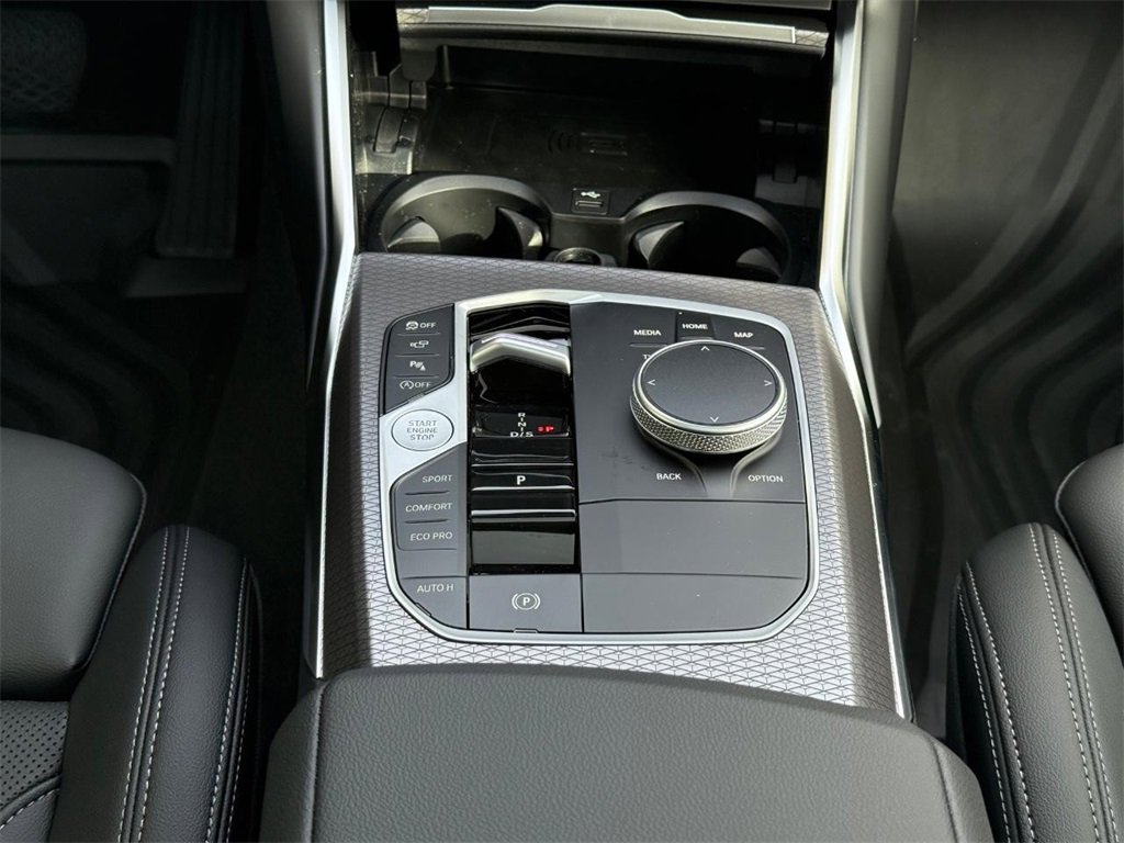 New 2026 BMW 330i xDrive Sedan w/ Premium Package image 8