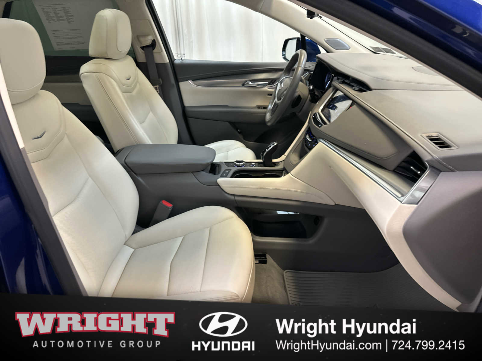 Used 2024 Cadillac XT5 Premium Luxury w/ Technology Package image 18