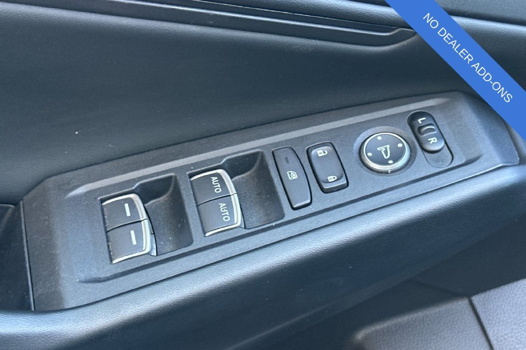 Used 2023 Honda Accord EX image 12
