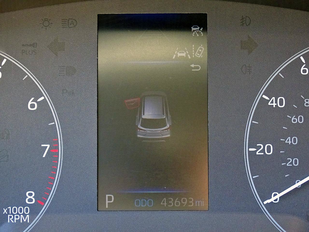 Used 2024 Toyota Corolla Cross L FWD image 40