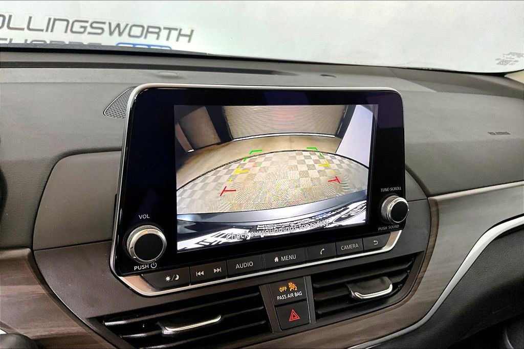 Used 2024 Nissan Altima 2.5 SV image 17