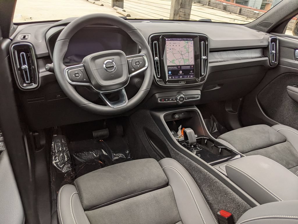 Certified 2023 Volvo XC40 Recharge Plus w/ Protection Package Premier AWD/4WD image 12