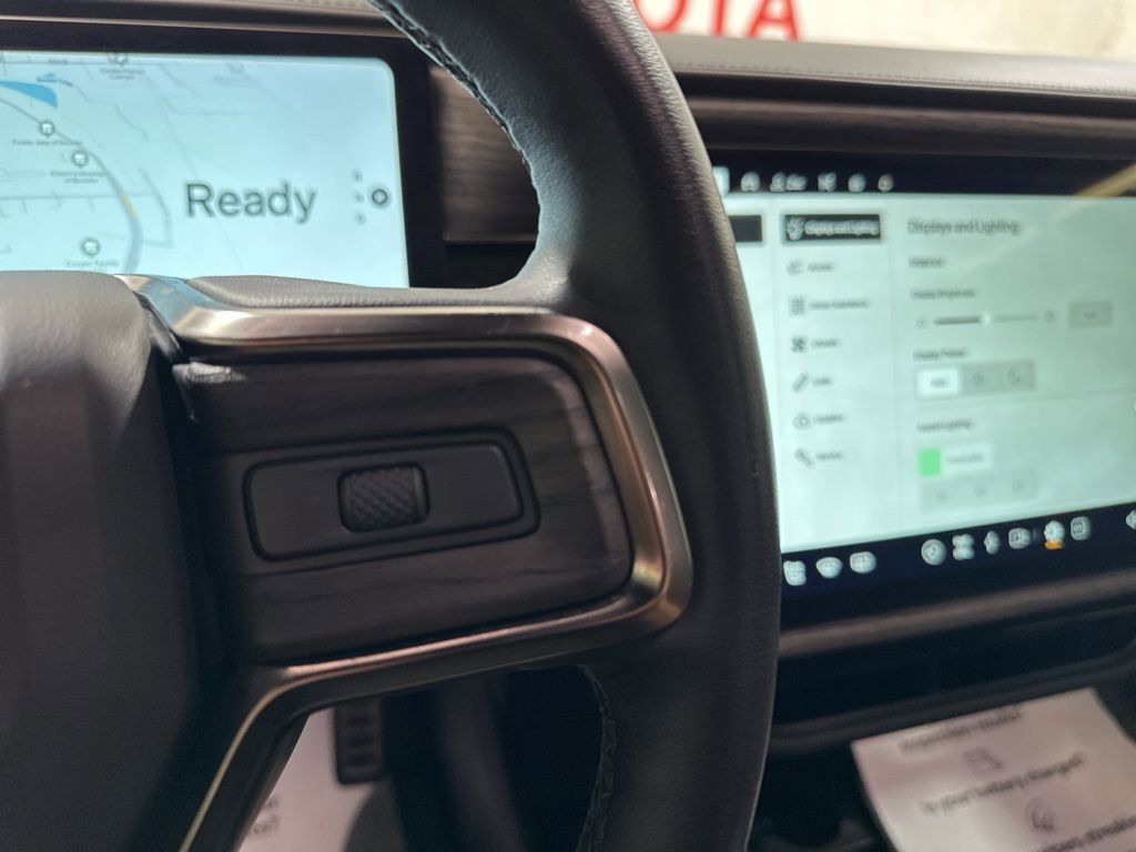 Used 2022 Rivian R1T Adventure image 29