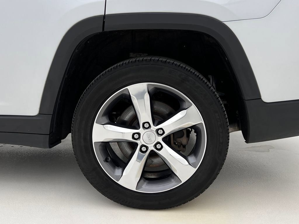 Used 2021 Jeep Grand Cherokee L Limited image 27