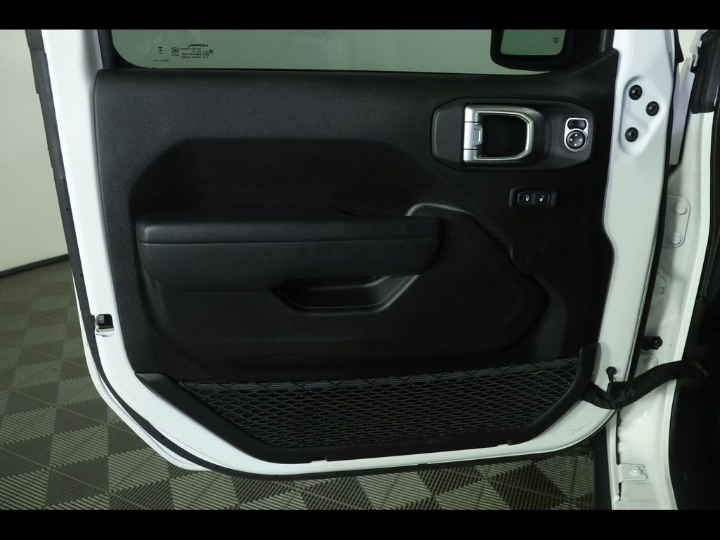 Used 2024 Jeep Wrangler Unlimited Sport AWD/4WD image 19