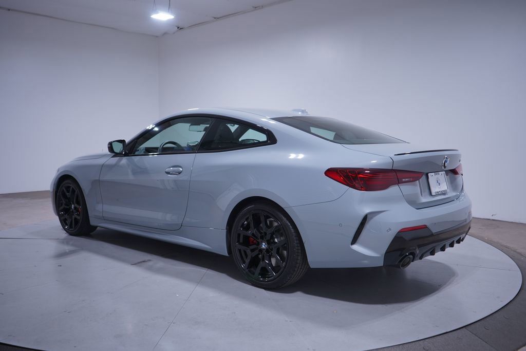 Used 2025 BMW 430i Coupe w/ M Sport Package image 3