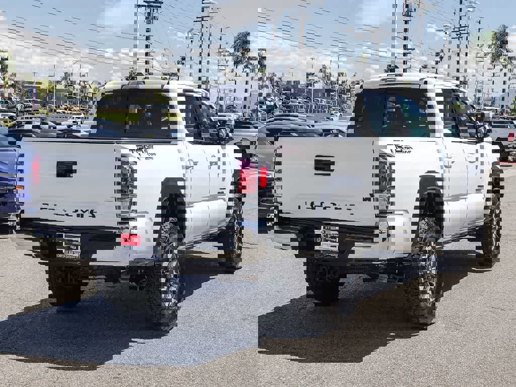 Used 2023 Toyota Tacoma TRD Off-Road w/ Black Out Package (TMS) RWD image 4