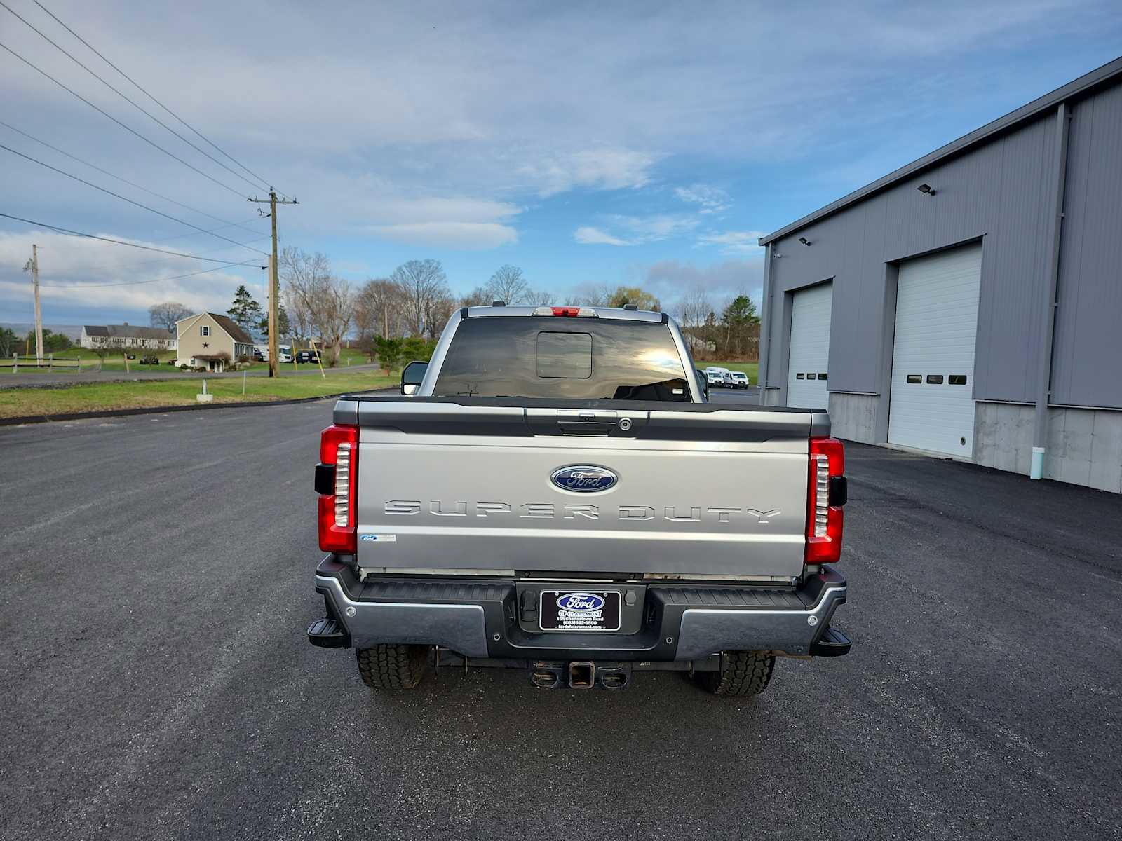 Used 2023 Ford F350 Lariat w/ FX4 Off-Road Package AWD/4WD image 17