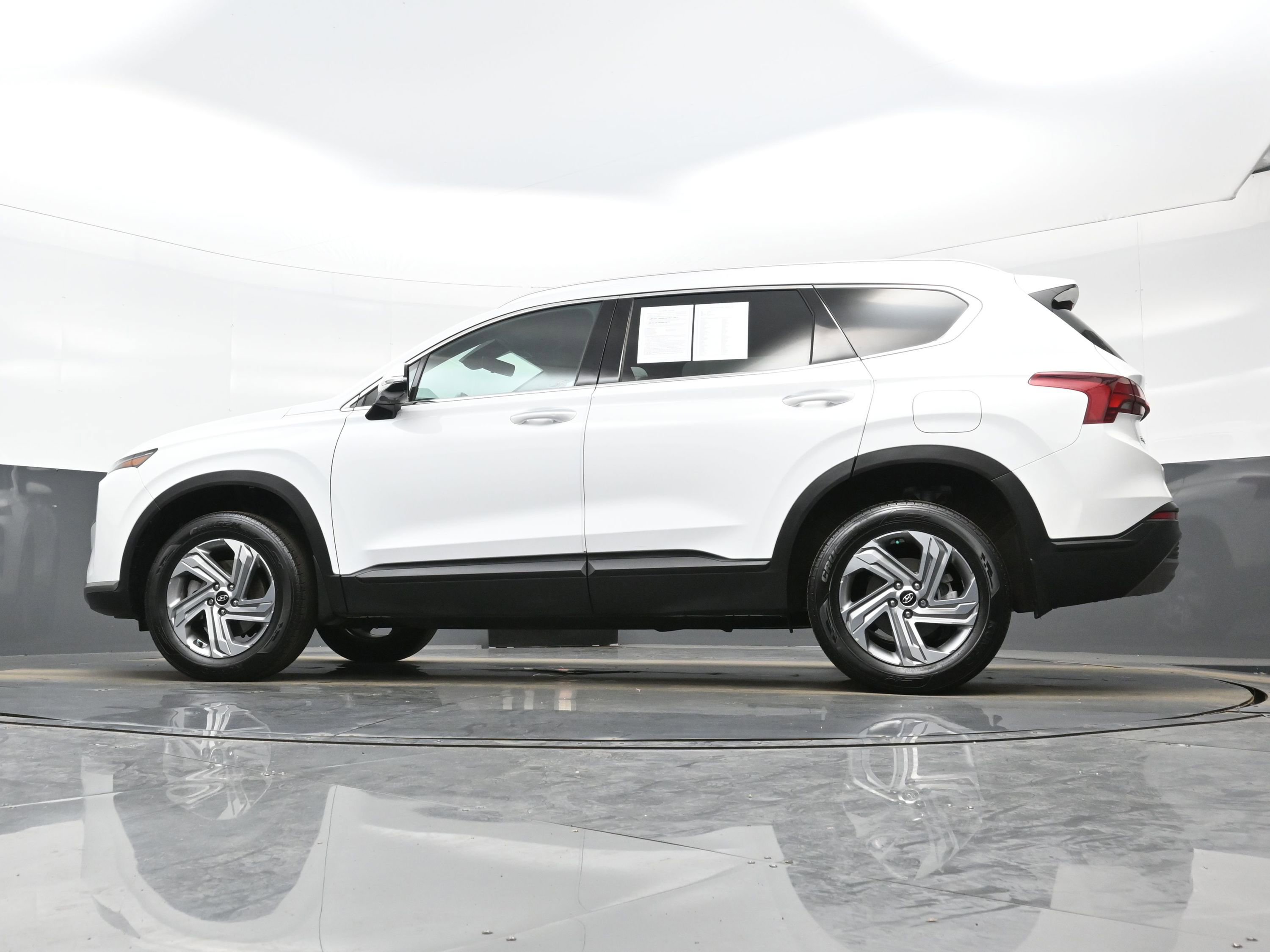 Used 2023 Hyundai Santa Fe SEL image 25