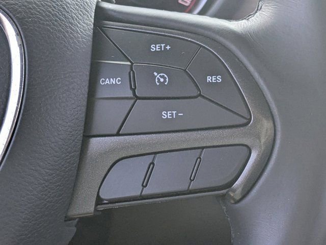 Used 2018 Dodge Challenger SXT RWD image 24
