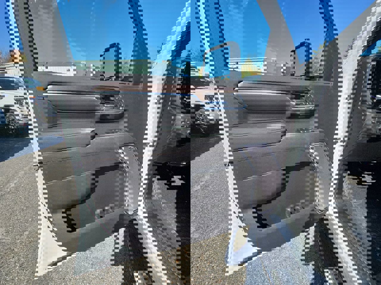 New 2026 Chevrolet Silverado 2500 High Country w/ Technology Package image 59