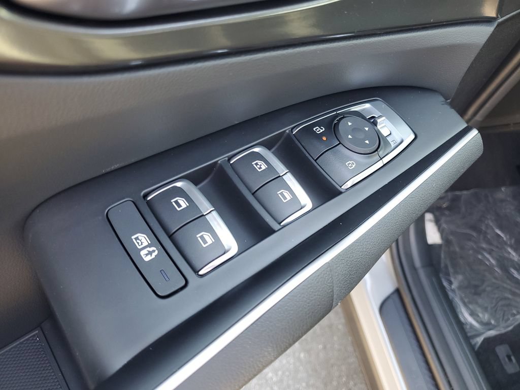 New 2026 Kia Sorento S w/ S Panoramic Sunroof Package FWD image 9