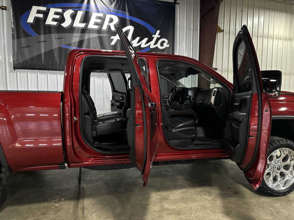 Used 2019 GMC Sierra 2500 Denali w/ Duramax Plus Package image 18
