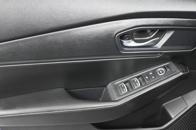 Used 2025 Honda Accord Sport image 7