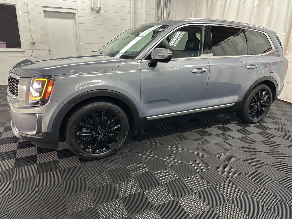 Used 2022 Kia Telluride SX w/ SX Prestige Package image 5