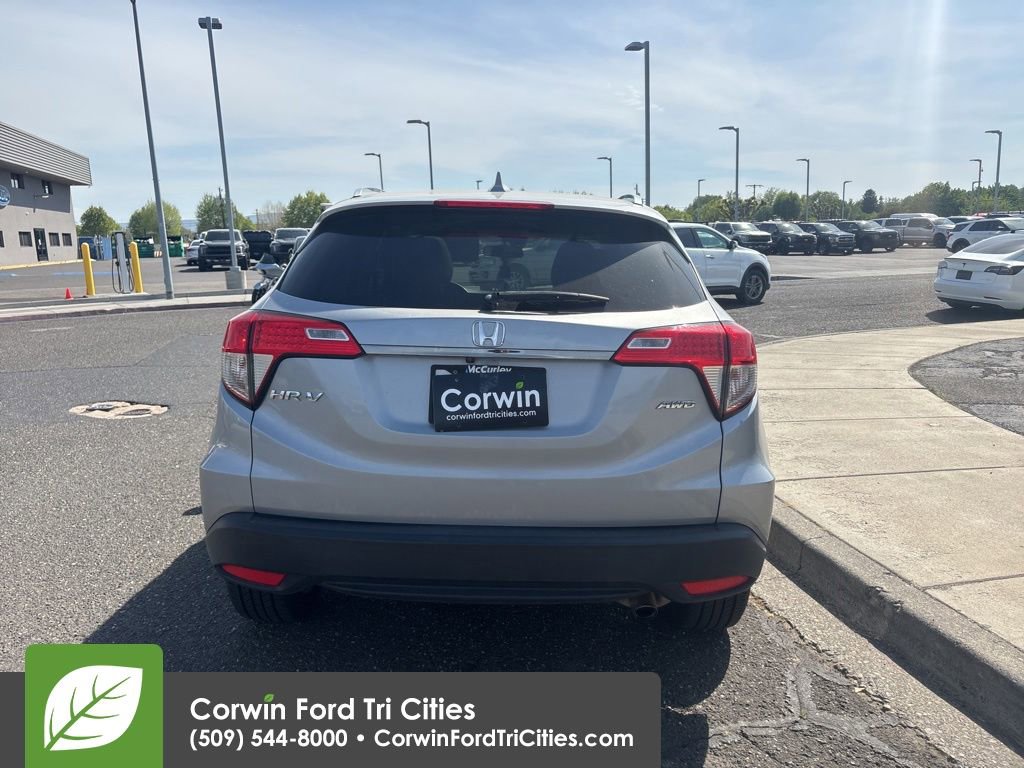 Used 2021 Honda HR-V EX image 7