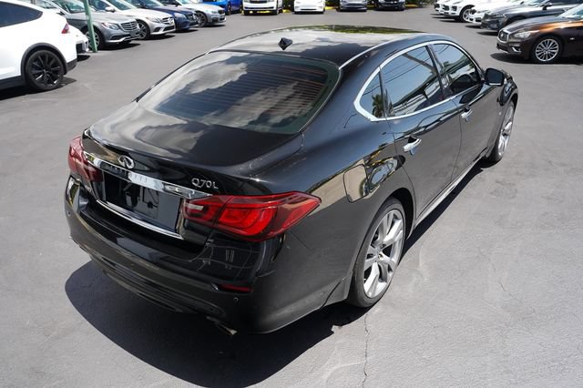 Used 2018 INFINITI Q70 L 3.7 AWD/4WD image 15