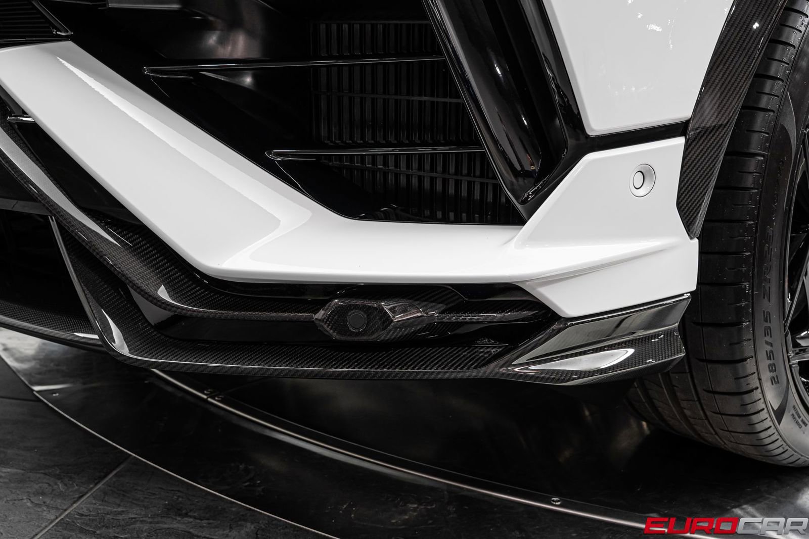 Used 2024 Lamborghini Urus Performante AWD/4WD image 13