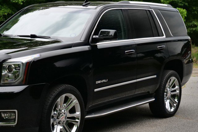 Used 2020 GMC Yukon Denali AWD/4WD image 32