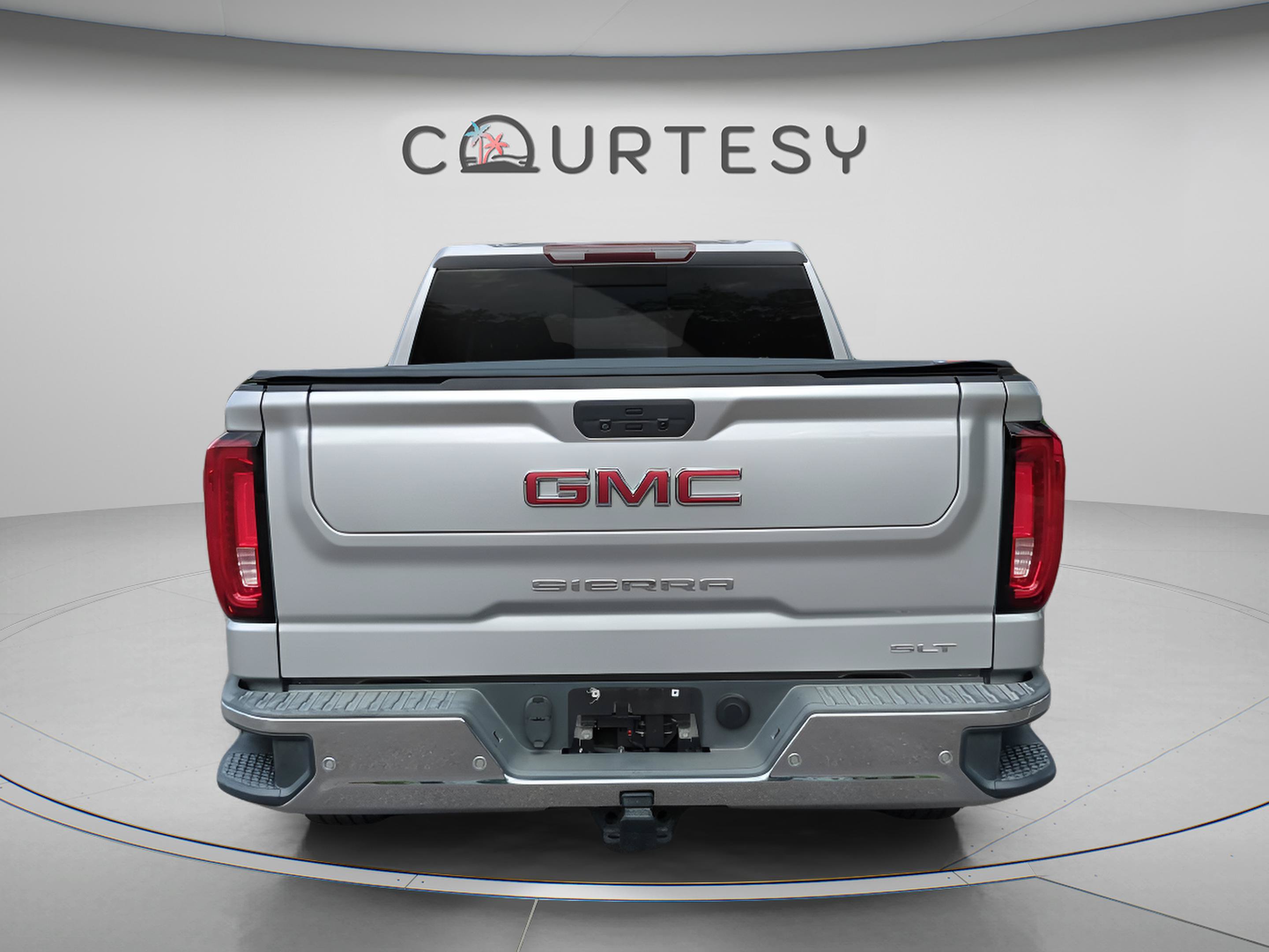 Used 2019 GMC Sierra 1500 SLT w/ SLT Premium Plus Package RWD image 6