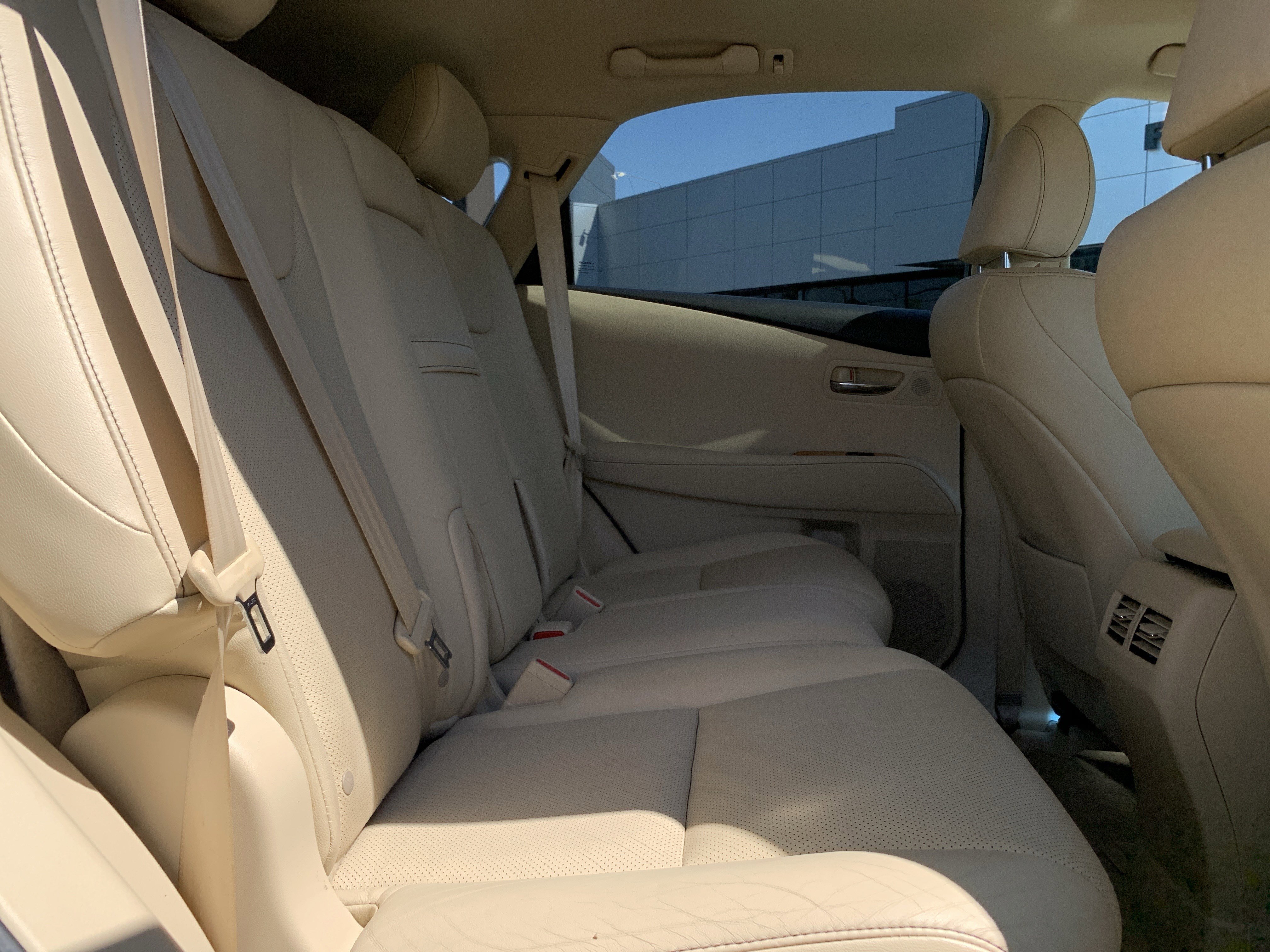 Used 2015 Lexus RX 450h FWD image 33