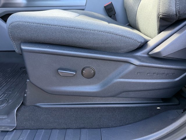 New 2026 Ford F550 4x4 Crew Cab w/ XLT Value Package image 18