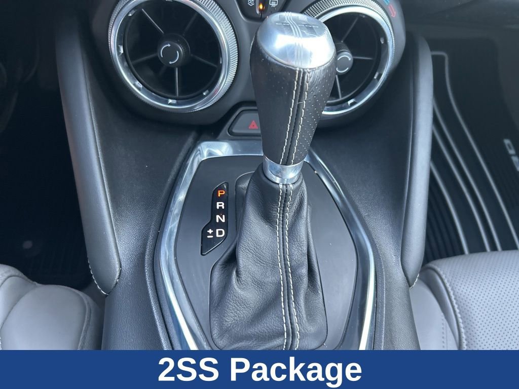 Used 2020 Chevrolet Camaro SS RWD image 18
