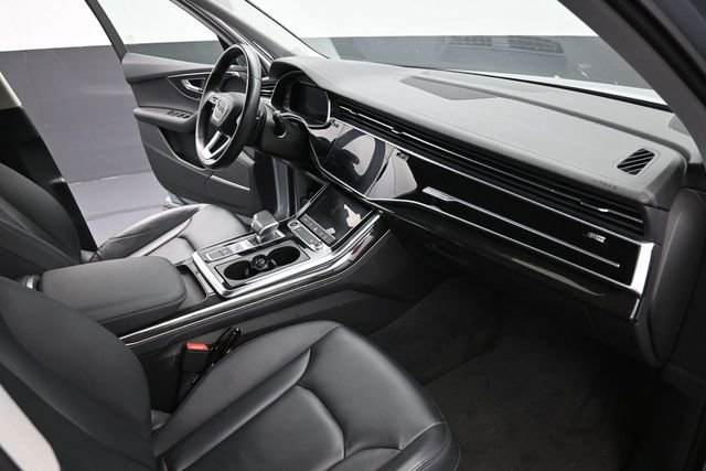 Used 2023 Audi Q7 2.0T Premium Plus w/ Premium Plus Package AWD/4WD image 28