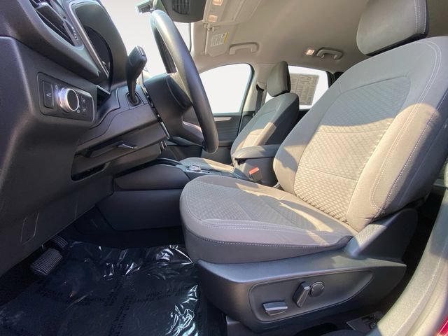 Used 2021 Ford Escape SE w/ SE Sport Appearance Package FWD image 9