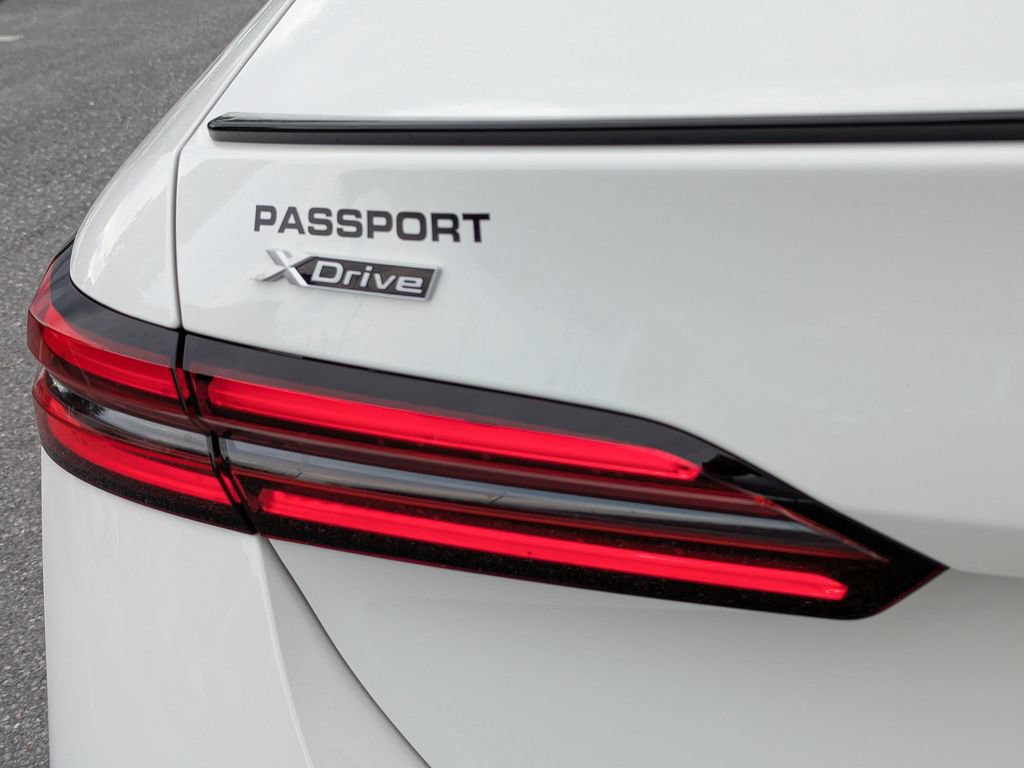 New 2027 BMW 530i xDrive w/ M Sport Package AWD/4WD image 6