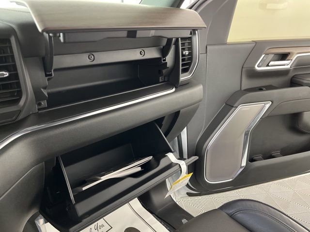 Used 2024 Chevrolet Silverado 2500 High Country w/ High Country Premium Package image 37