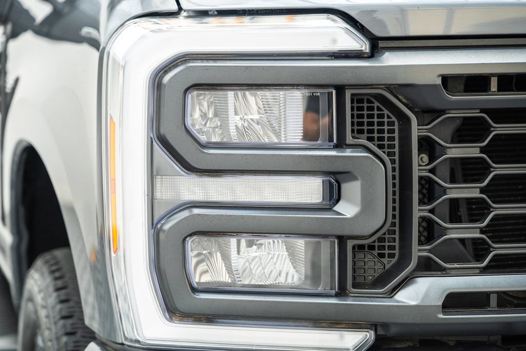 Certified 2023 Ford F250 Lariat w/ Sport Appearance Package AWD/4WD image 11