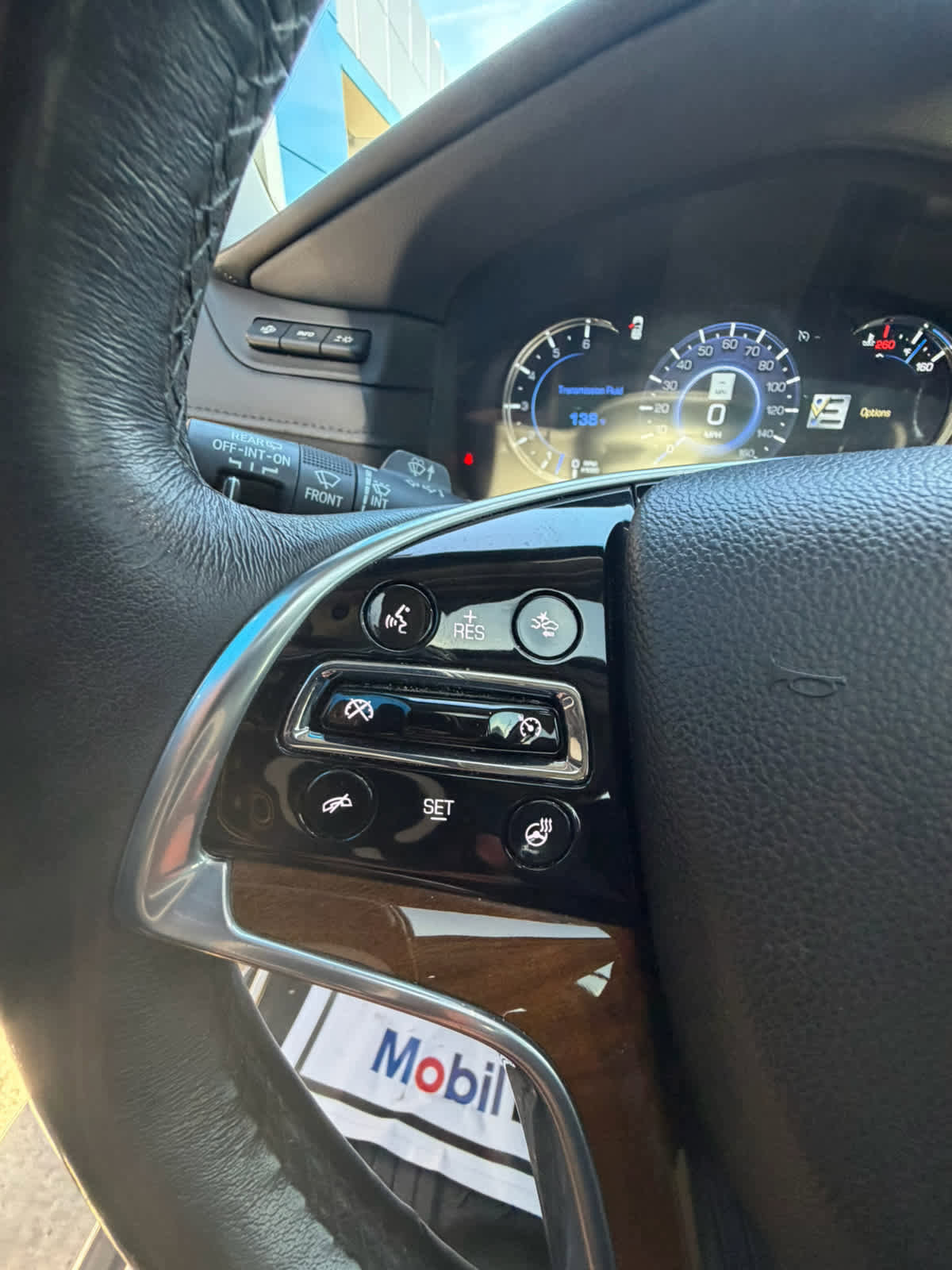 Used 2020 Cadillac Escalade ESV Premium Luxury AWD/4WD image 19