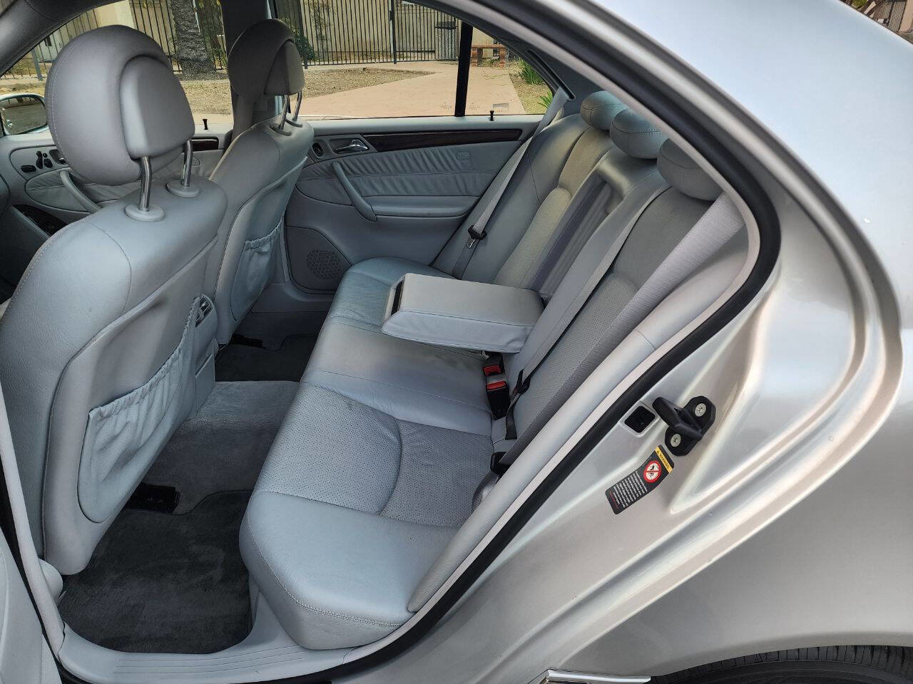 Used 2001 Mercedes-Benz C 320 Sedan image 14