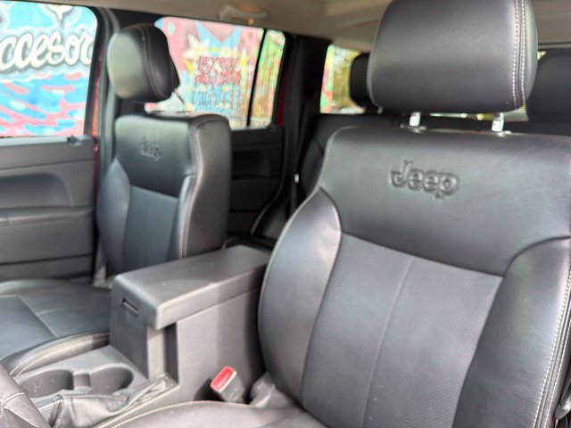 Used 2012 Jeep Liberty Sport AWD/4WD image 15