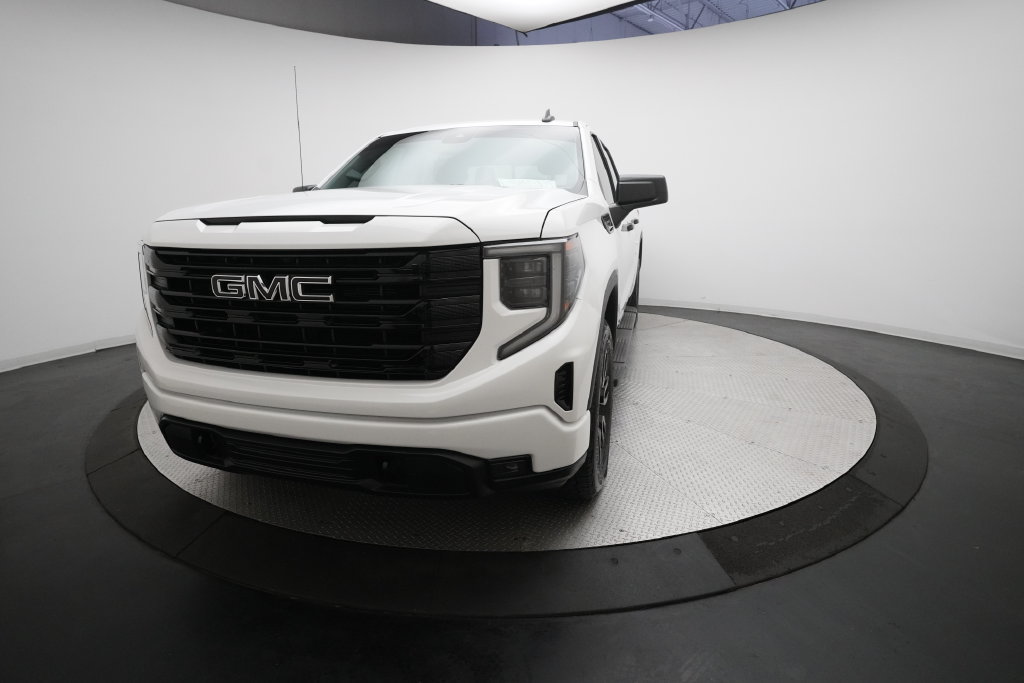 Used 2022 GMC Sierra 1500 Elevation w/ Preferred Package AWD/4WD image 13