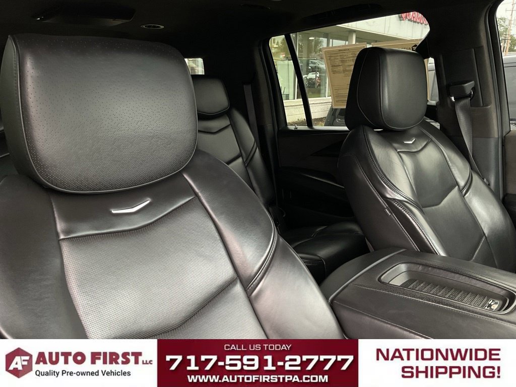 Used 2020 Cadillac Escalade ESV Platinum AWD/4WD image 25