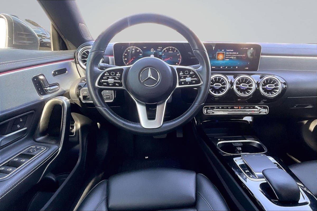 Used 2020 Mercedes-Benz CLA 250 image 5