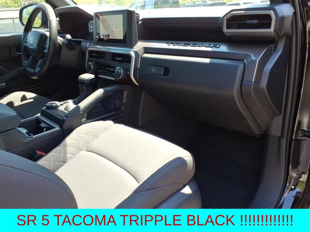 Used 2025 Toyota Tacoma SR5 AWD/4WD image 9