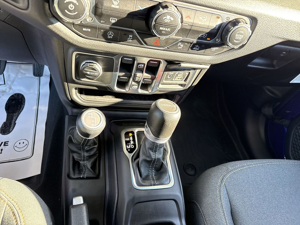 New 2026 Jeep Gladiator Sport image 18