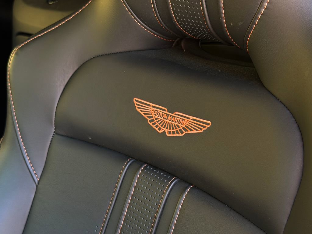 Used 2023 Aston Martin V8 Vantage Roadster RWD image 5