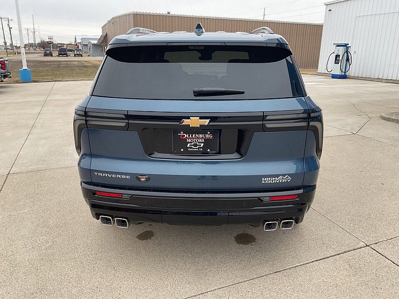 New 2026 Chevrolet Traverse High Country FWD image 7
