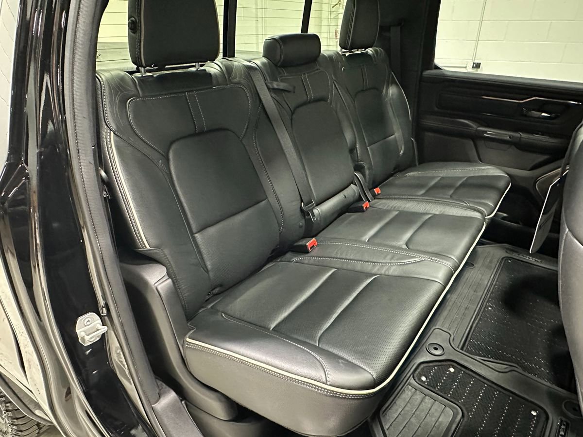 Used 2024 RAM 1500 Limited AWD/4WD image 17