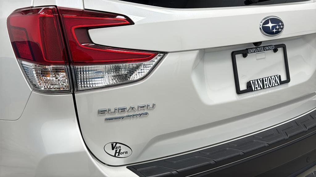 Used 2023 Subaru Forester Limited w/ Popular Package #2 image 35