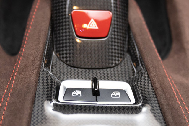 Used 2014 Ferrari F12 Berlinetta image 99