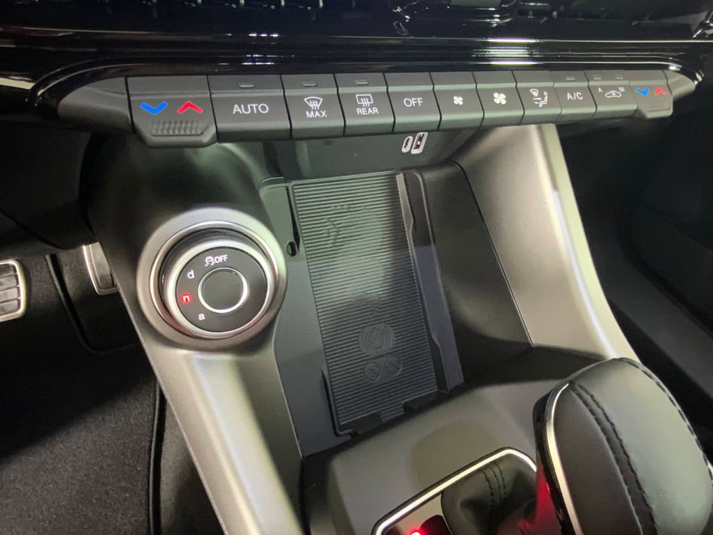 New 2025 Alfa Romeo Tonale AWD/4WD image 31