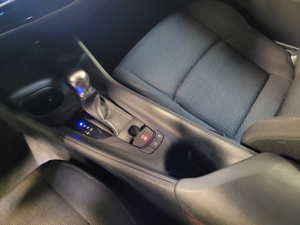 Used 2019 Toyota C-HR LE image 26