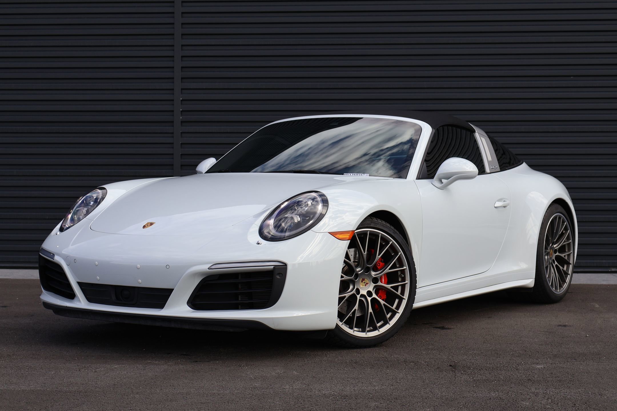 Used 2017 Porsche 911 Targa 4S image 1
